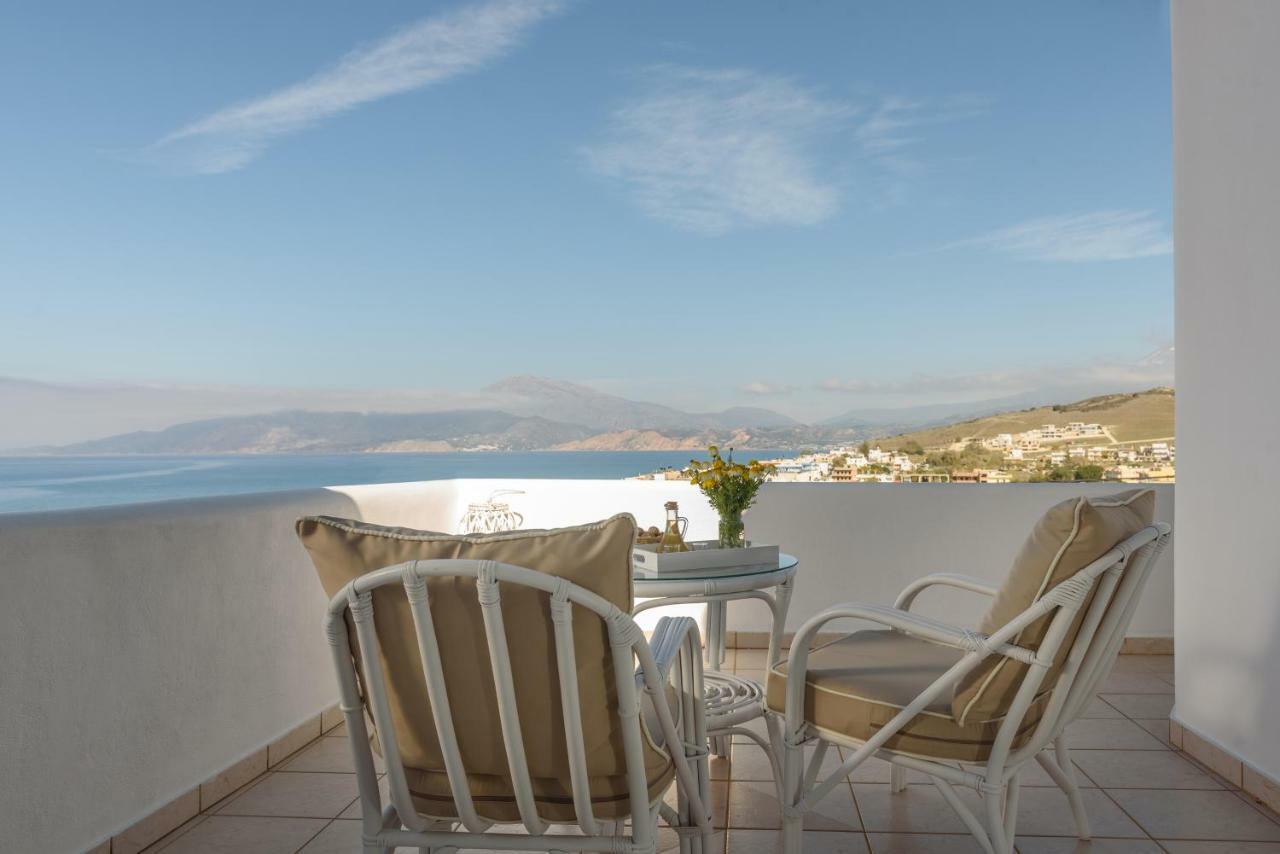 Full View In A Luxury House Villa Kalamaki  Exterior photo