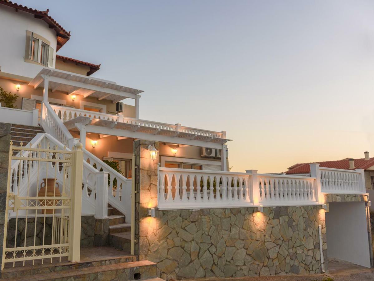 Full View In A Luxury House Villa Kalamaki  Exterior photo